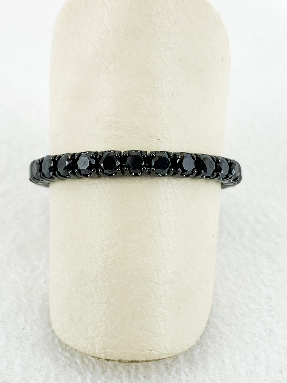 Alliance Sertis de Saphir Noir - Sublime Diamant - Bagues - Les Champs d'Or