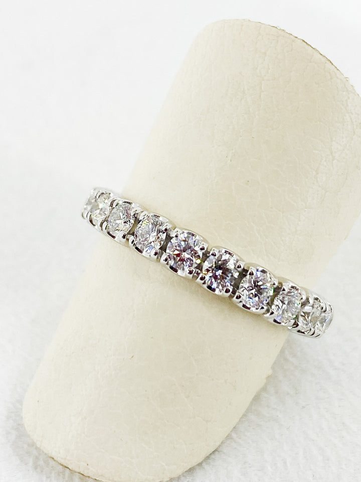 Alliance Sertis de Diamant en Or Blanc - Sublime Diamant - Bagues - Les Champs d'Or