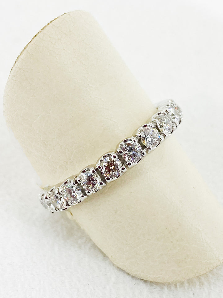 Alliance Sertis de Diamant en Or Blanc - Sublime Diamant - Bagues - Les Champs d'Or