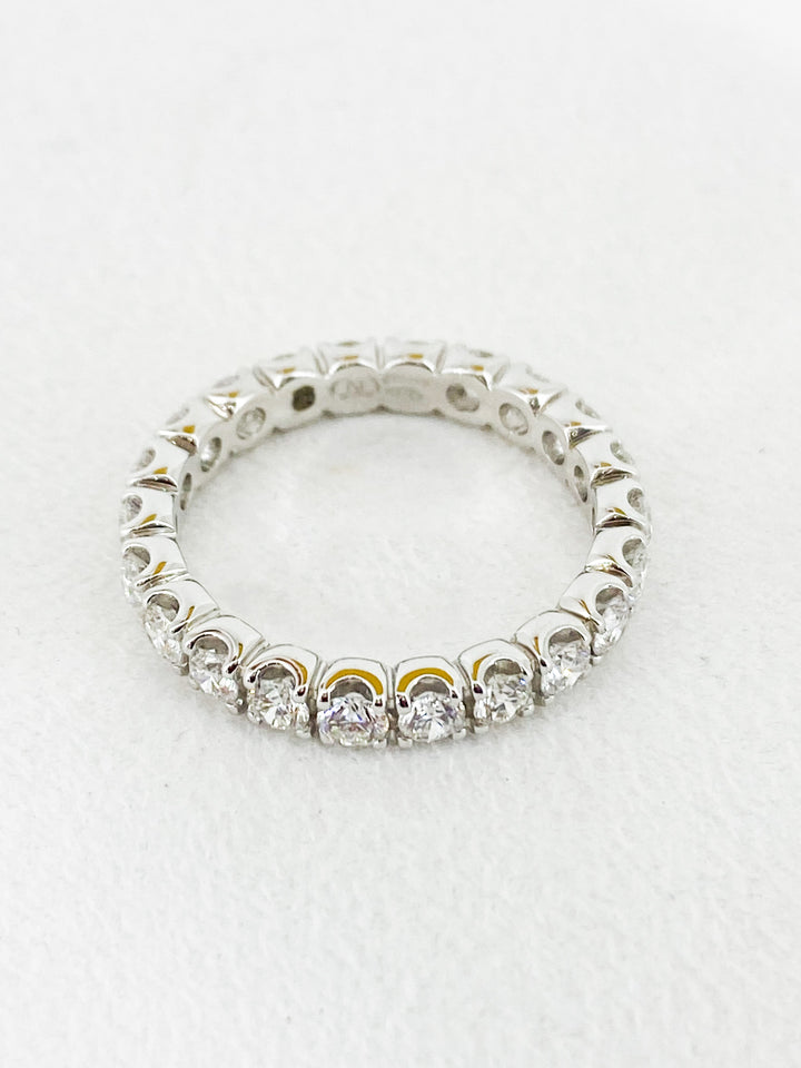 Alliance Sertis de Diamant en Or Blanc - Sublime Diamant - Bagues - Les Champs d'Or