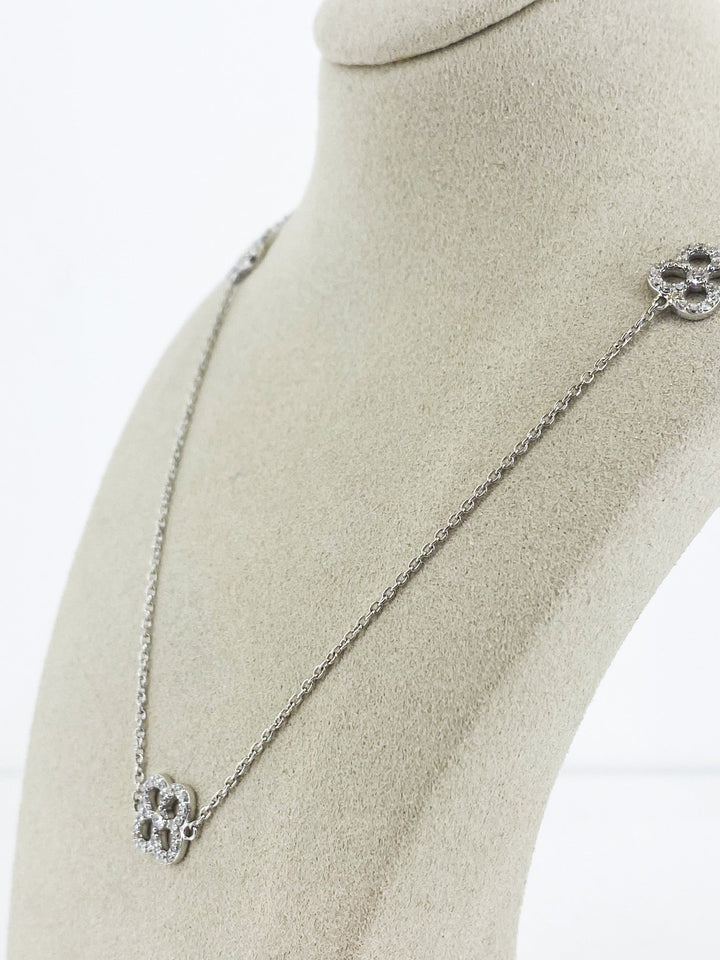 Collier Or Gris 6 Motif Trèfle Diamant -  - Sublime Diamant - Collier - Les Champs d'Or