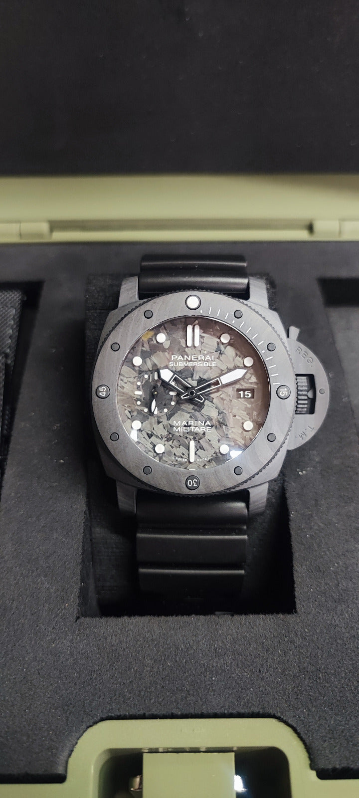 Montre Panerai PAM00979 - Occasion - Montre - Les Champs d'Or