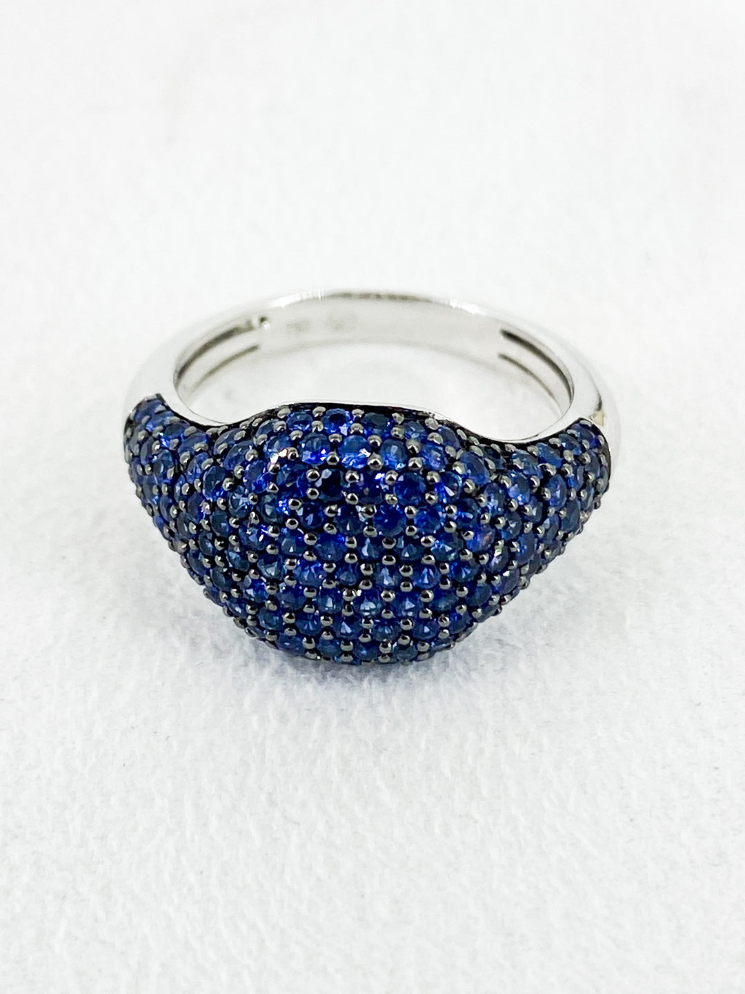 Bague Pavé de Saphir Bleu -  - Sublime Diamant - Bagues - Les Champs d'Or