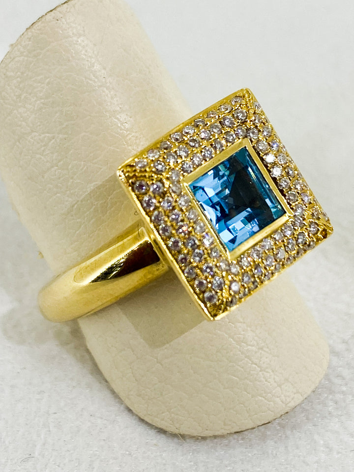 Bague Halo Saphir Bleu Sertis de Diamant -  - Sublime Diamant - Bagues - Les Champs d'Or
