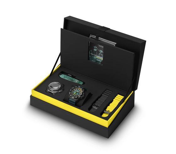 Montre I.N.O.X. Professional Diver Titanium Limited Edition 241957.1 - Montre - VictorInox - Les Champs d'Or