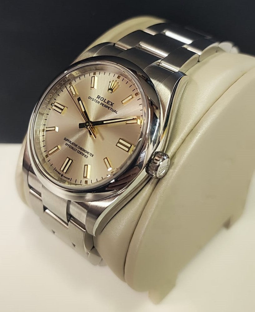 Rolex Oyster Perpetual 41 (124300) Pre-Owned Watch Les Champs D